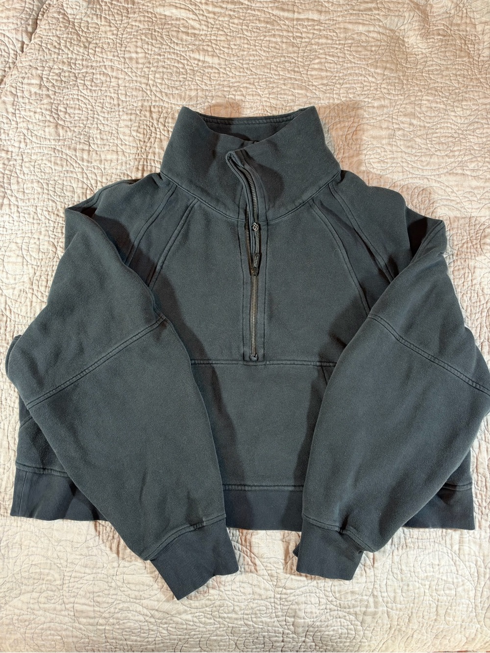 lululemon athletica Cropped Half-Zip Sweatshirt-Black, Oversized Fit